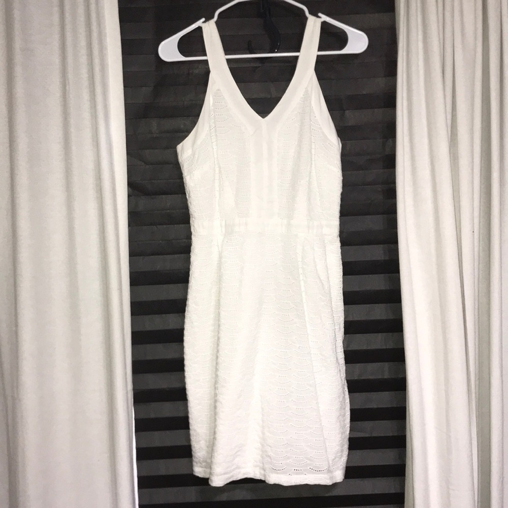 • Old Navy • size 2 • White Summer Dress •